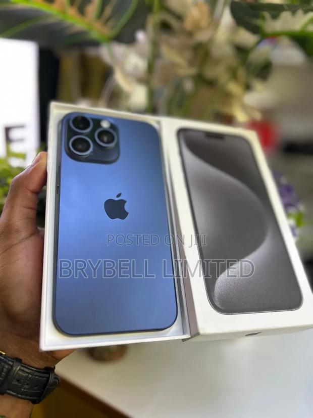 Apple iPhone 15 Pro Max 512 GB Blue - thumbnail 4