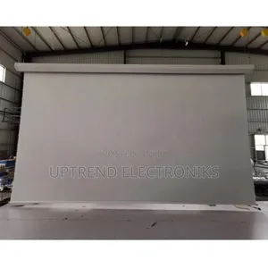 Massive 300×300 Cm Viewing Screen – Bright, Durable Ready for Action