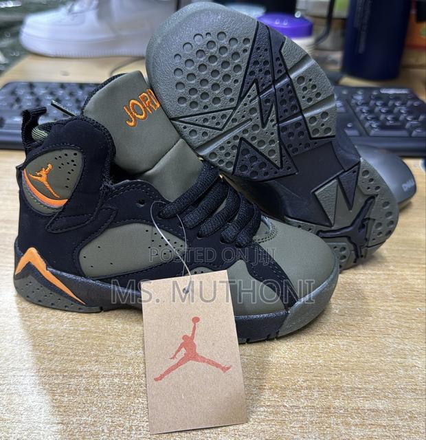 Quality Kids Sneakers (Jordan’S) 26-36