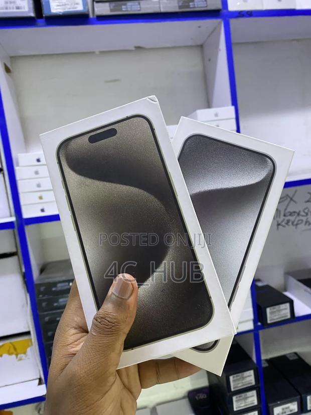 New Apple iPhone 15 Pro Max 512 GB Black - main view