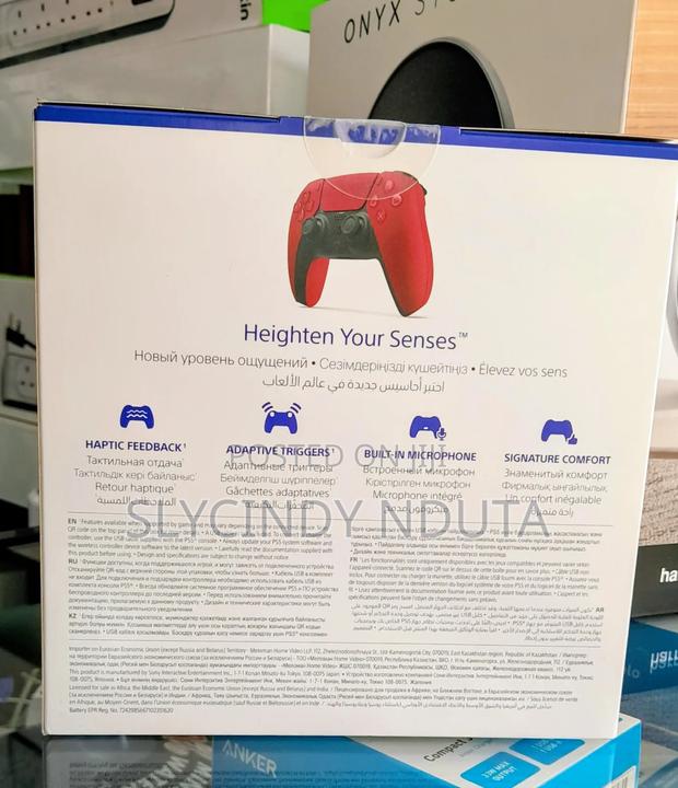 Sony Ps5 Red Controller - thumbnail 3