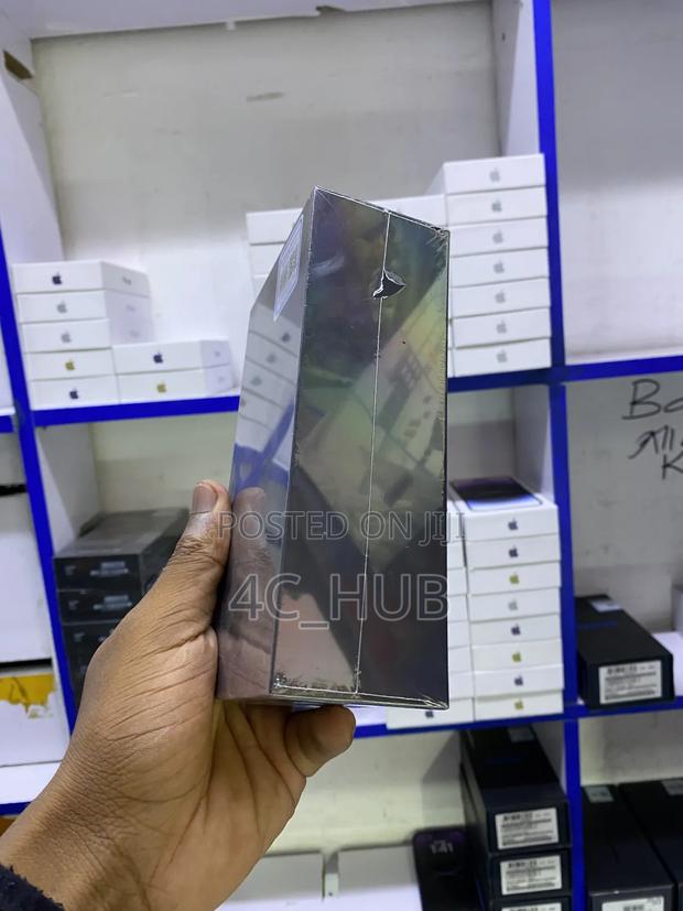 New Samsung Galaxy S10 128 GB Black - thumbnail 3