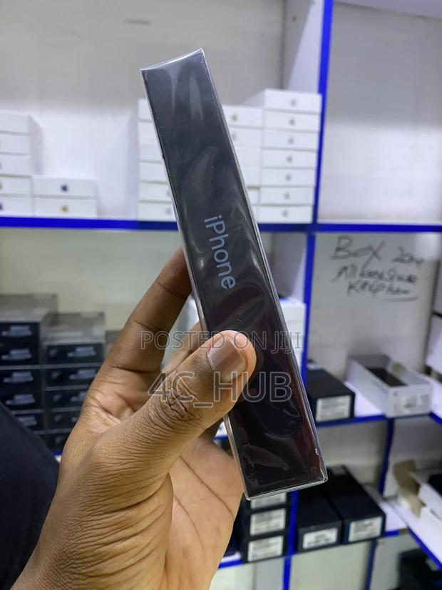 New Apple iPhone 12 Pro Max 256 GB Gold - thumbnail 2