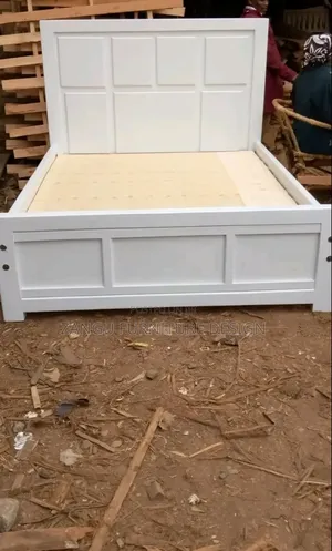 Current Board Panel Beds on Special Offers 