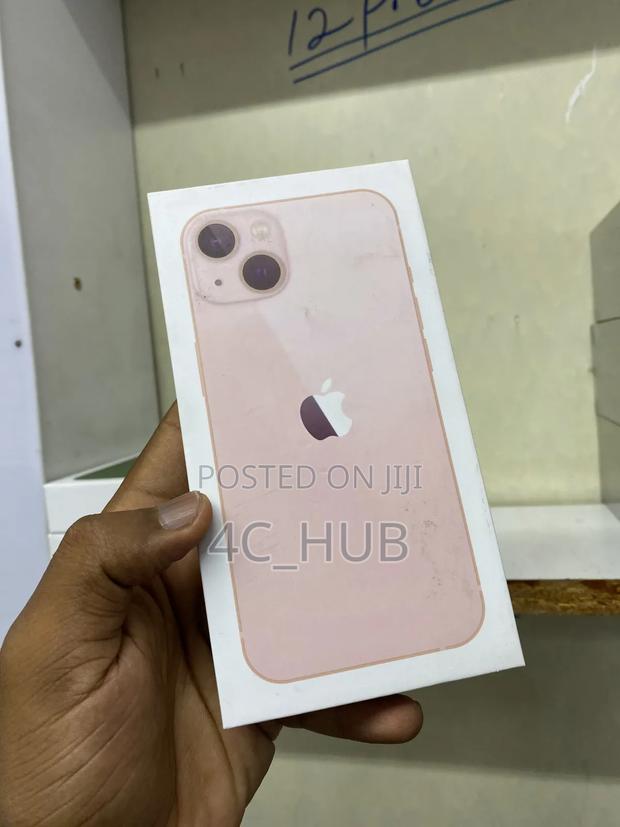 New Apple iPhone 13 256 GB Pink - main view