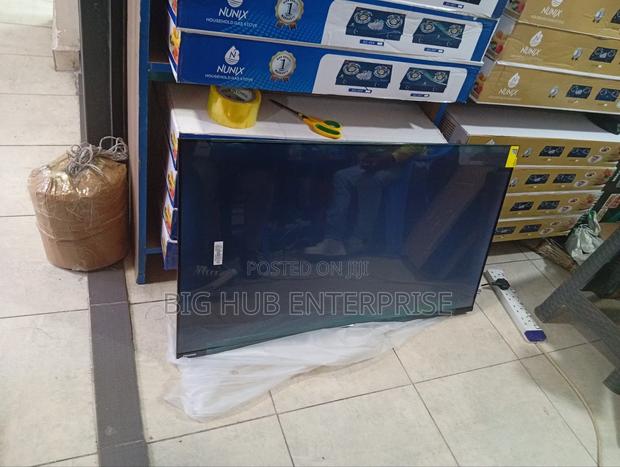 Hisense 43" Smart Tv, Likely Model 43a4kken