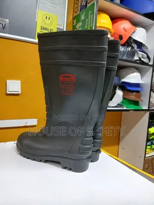 Protected Toe Gumboot