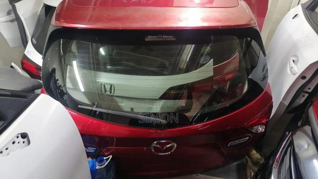 Mazda Demio Boot