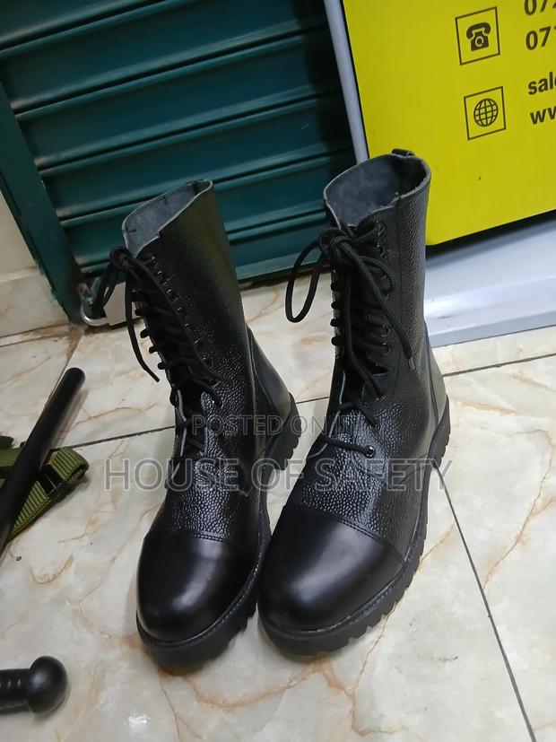 Lace Up Shoes for Watch Man in Black