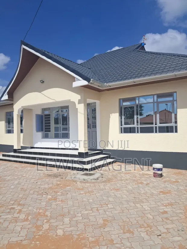 3bdrm Bungalow in Mugutha, Ruiru for sale
