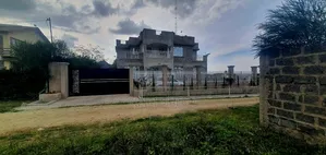 5bdrm House in Jemmie Estate (Kwa, Kitengela for sale