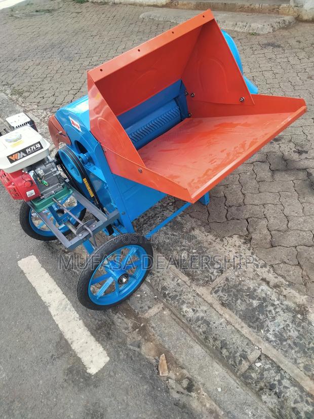 Engine-Driven Thresher Machine - thumbnail 4