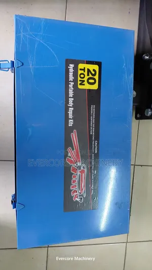 Heavy Duty 20 Tonne Hydraulic Body Repair Kit
 Italy Technology.