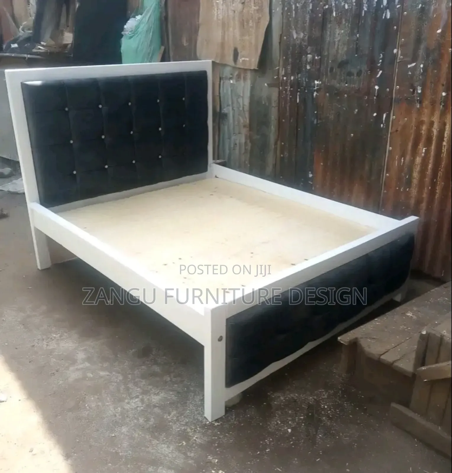Sophisticated Mocket Beds on Special Offers !!