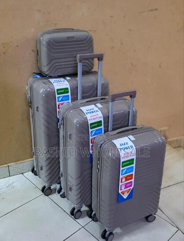 Brand New Four Pieces 4in1 Unbreakable Suitcases. Stocked