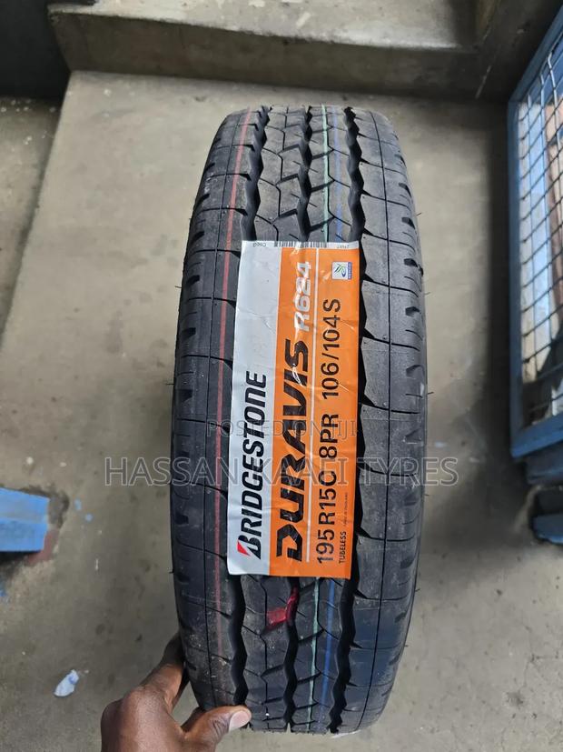 195r15c Bredgstone Tyre