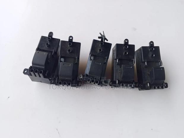 Honda Jazz Mk3 2016-2022 Single Switch