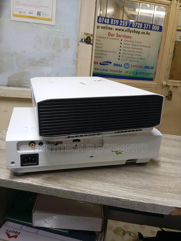 Sony Dx140 Projector – Bright Reliable Xga Projector - thumbnail 3