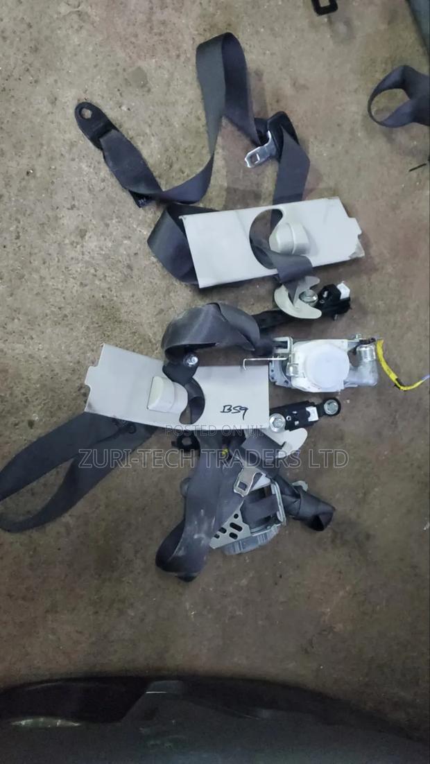 Subaru Outback Bs9 Seat Belts