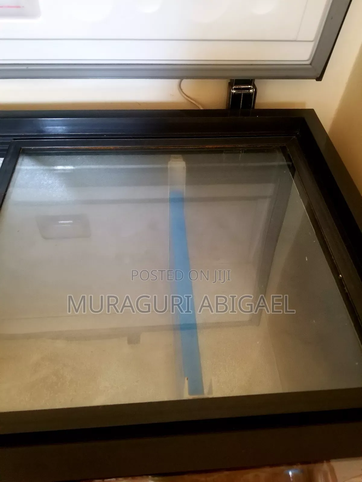 Bruhm 390l Glass Sliding Top Freezer