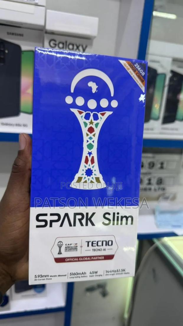 New Tecno Spark Slim 256 GB Black - thumbnail 2