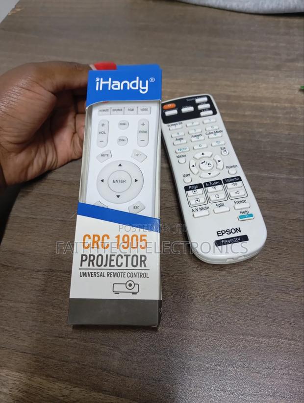 Universal Projector Remote – Compact With All Projectors