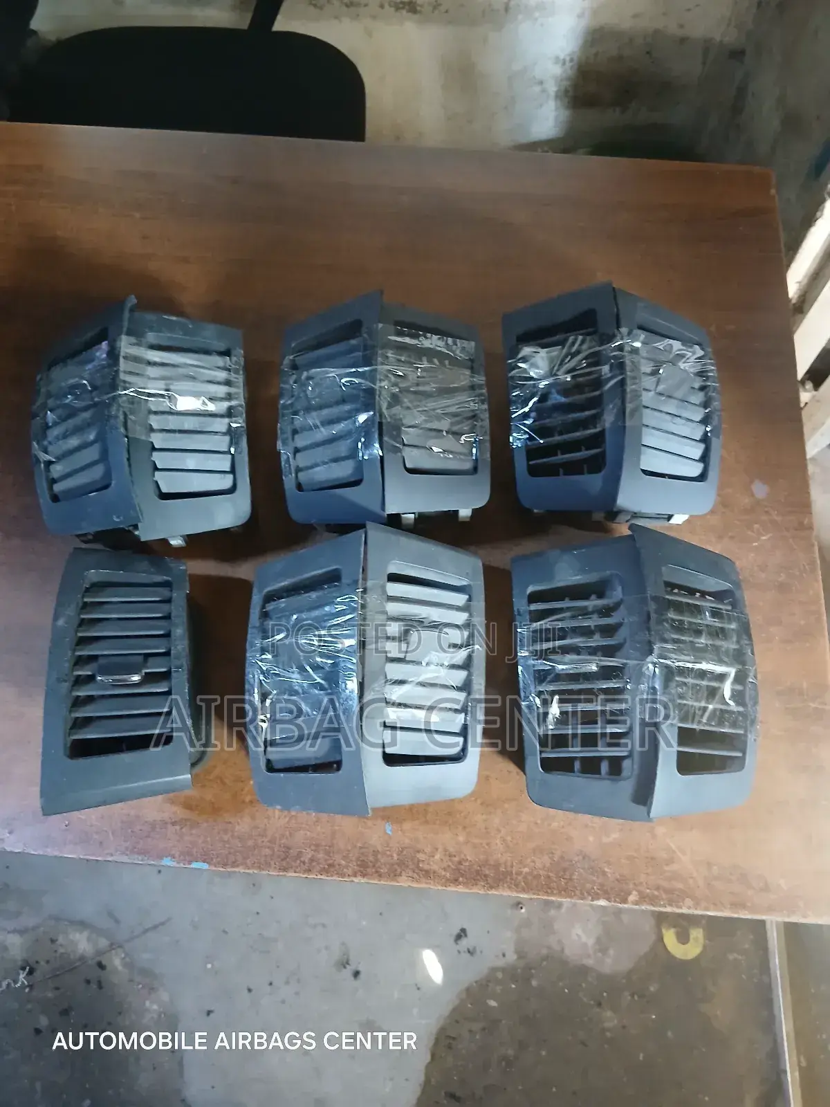 Premio 240/ Allion 240 Dashboard Airvents