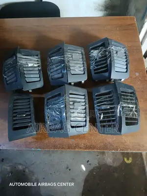 Premio 240/ Allion 240 Dashboard Airvents