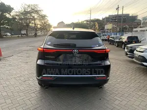 Toyota Harrier 2.0 2020 Black