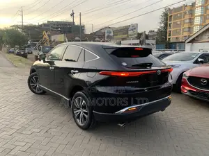 Toyota Harrier 2.0 2020 Black