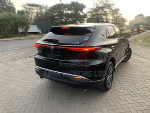 Toyota Harrier 2.0 2020 Black