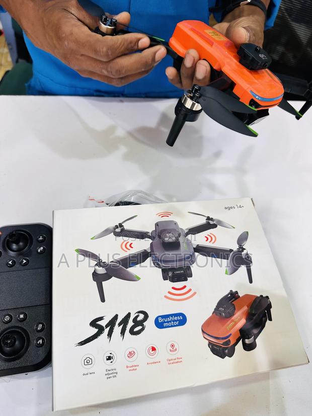 S118 Smart Drone With Gesture Control - main view