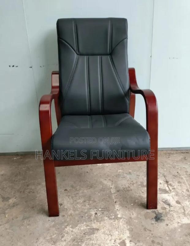 Modern Executive Guest Chair - main view