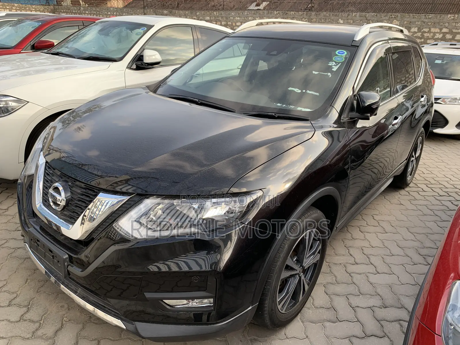 Nissan X-Trail 2.0 Petrol FWD 2018 Black
