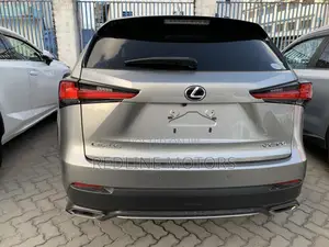 Lexus NX 300 FWD 2018 Ivory