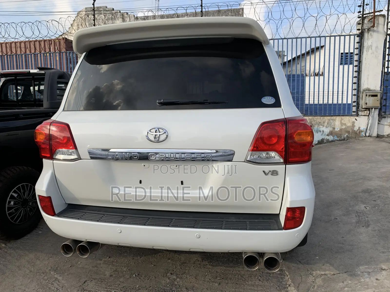 Toyota Land Cruiser 4.6 V8 ZX 2016 White