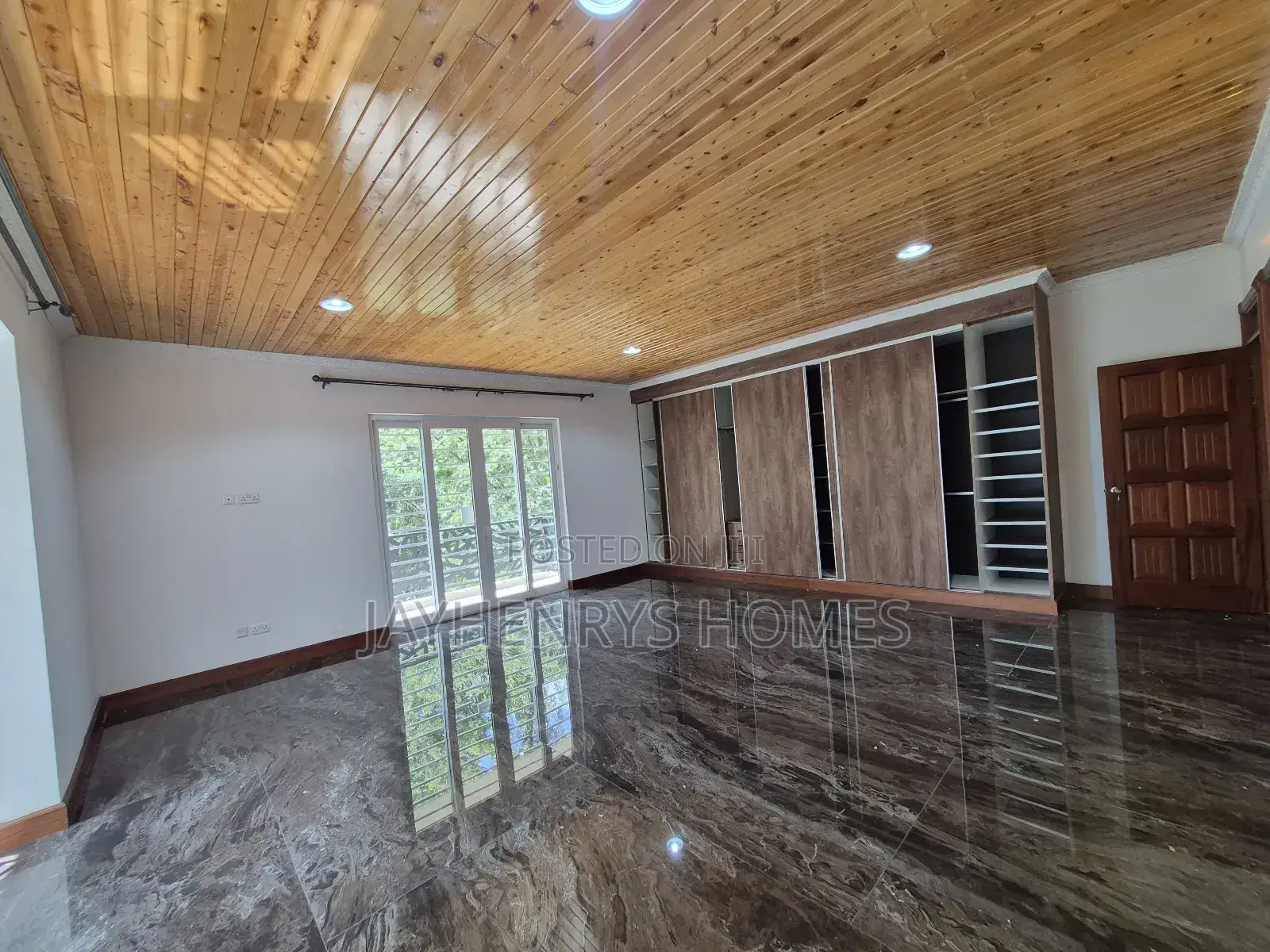 5bdrm House in Rosslyn for rent