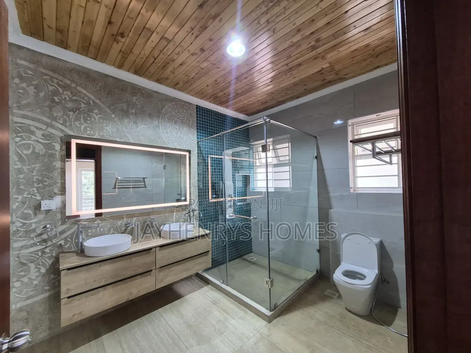 5bdrm House in Rosslyn for rent
