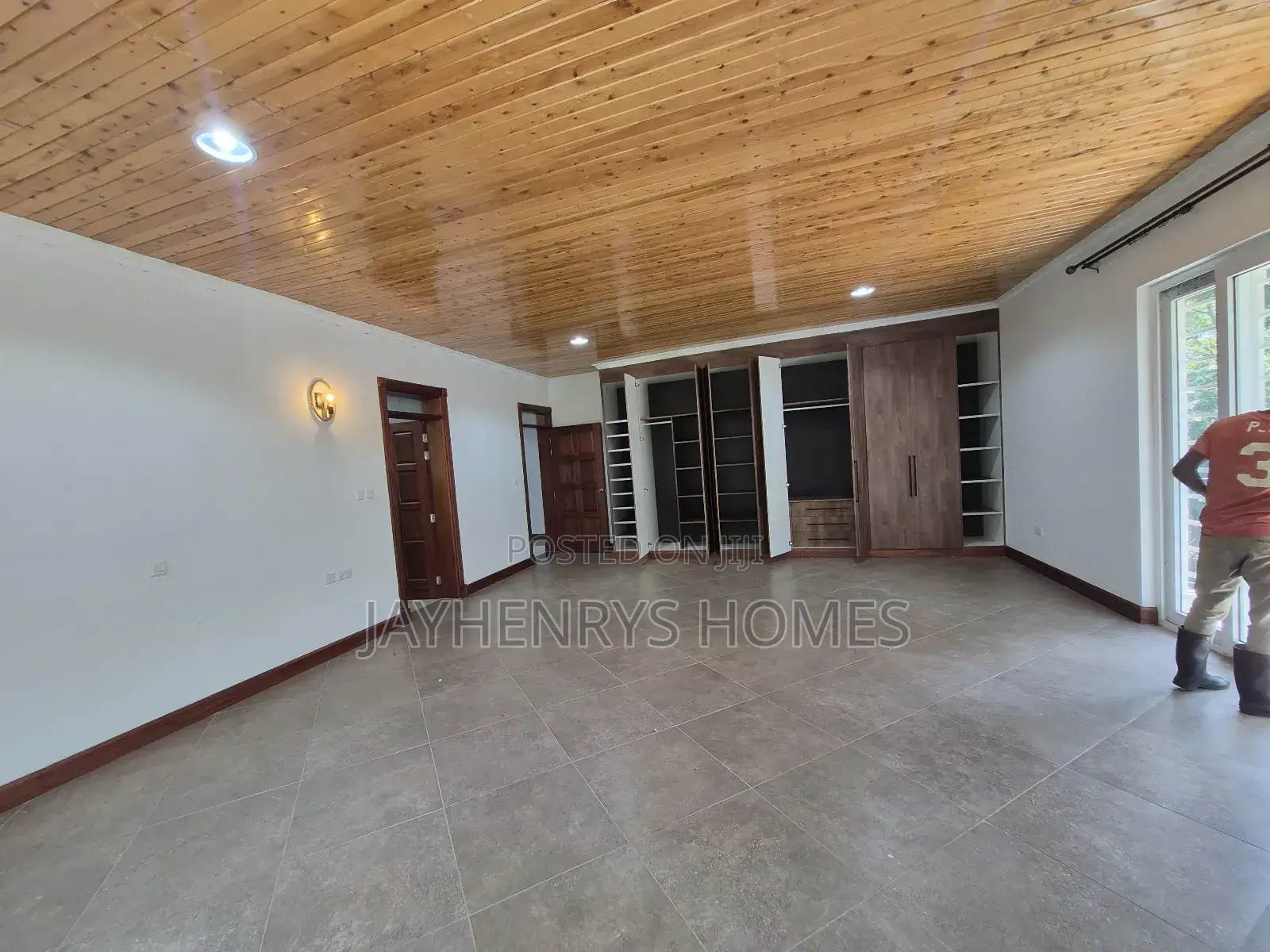 5bdrm House in Rosslyn for rent