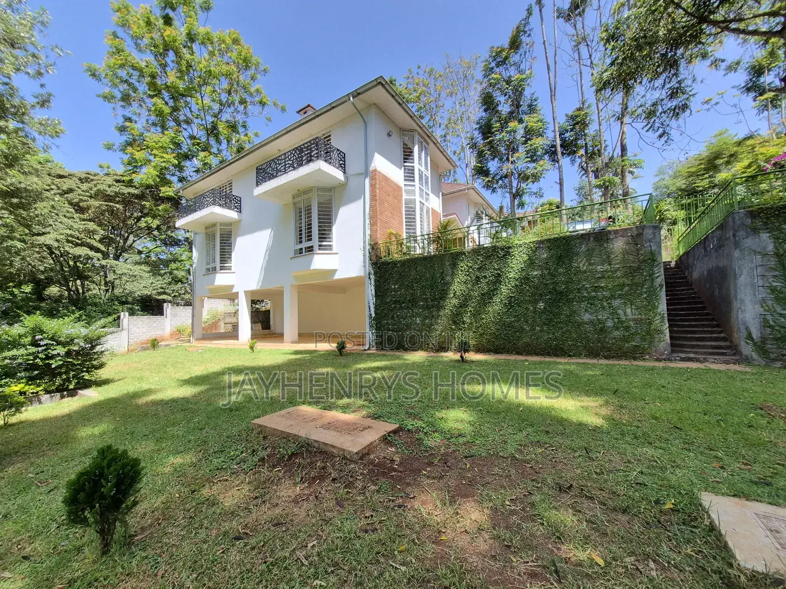 5bdrm House in Rosslyn for rent