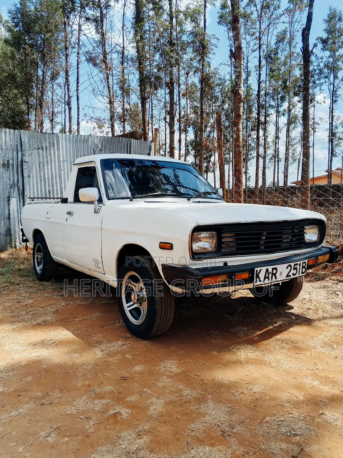 Nissan 1400 2004 White