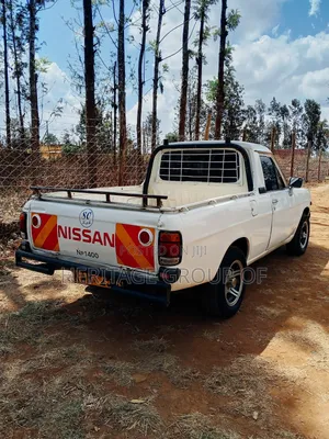 Nissan 1400 2004 White