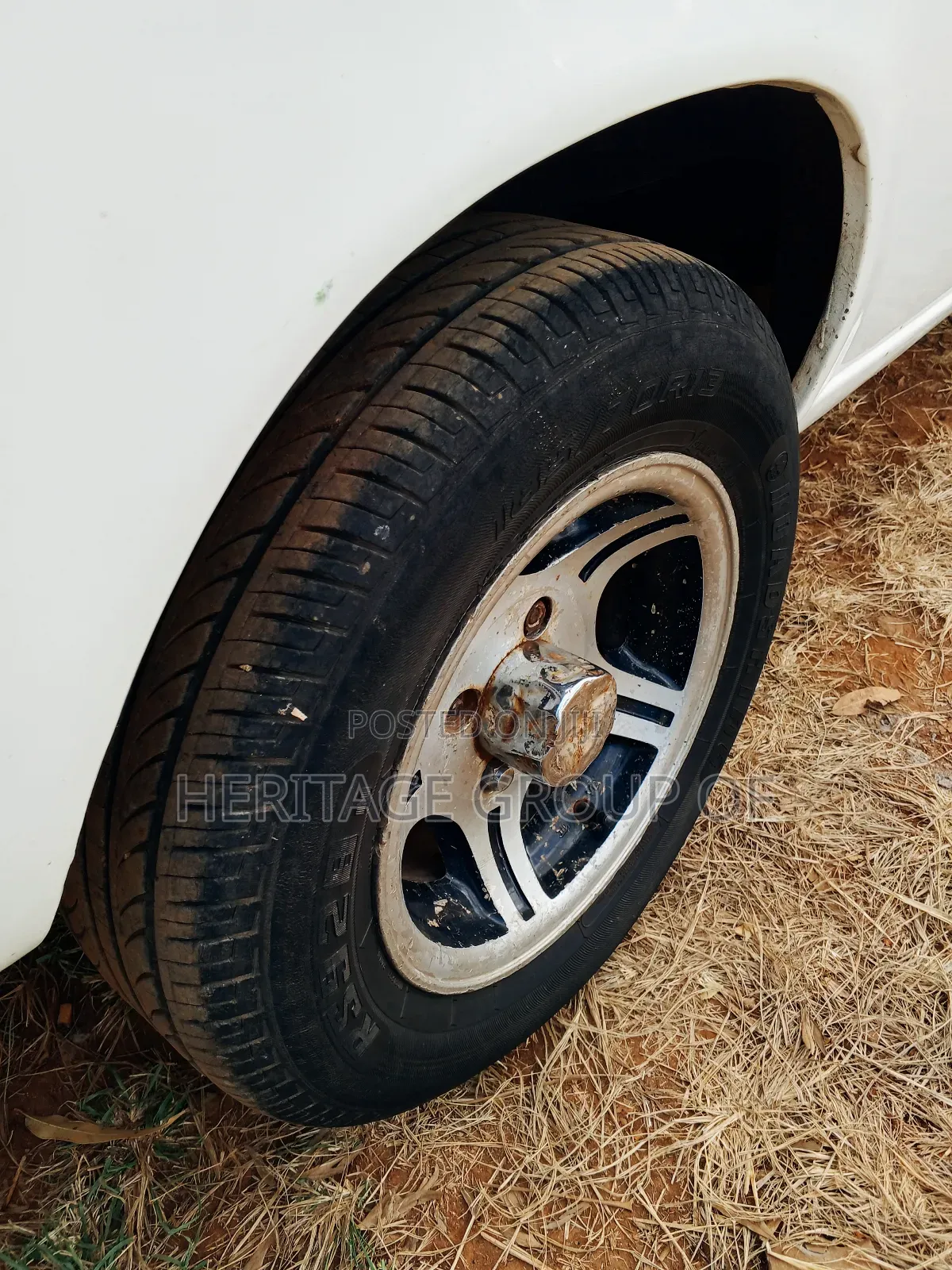 Nissan 1400 2004 White