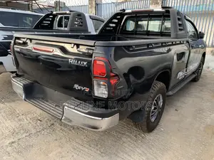 Toyota Hilux Revo Single Cab Deisel 2.4 RWD 2018 Black