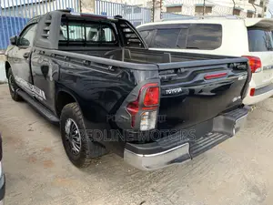 Toyota Hilux Revo Single Cab Deisel 2.4 RWD 2018 Black