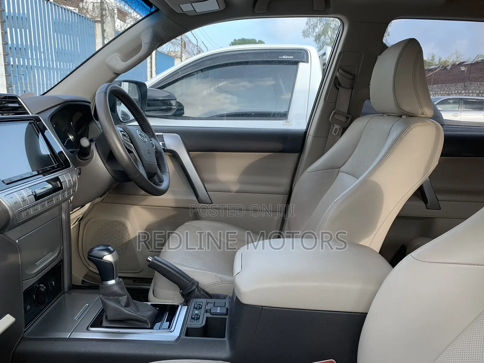 Toyota Land Cruiser Prado 2.8 2018 Off white