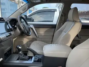 Toyota Land Cruiser Prado 2.8 2018 Off white