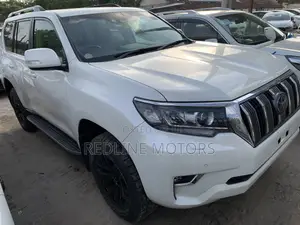 Toyota Land Cruiser Prado 2.8 2018 Off white