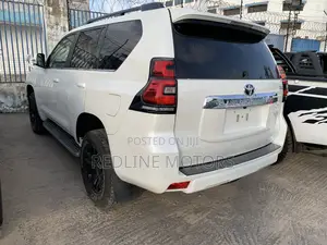 Toyota Land Cruiser Prado 2.8 2018 Off white