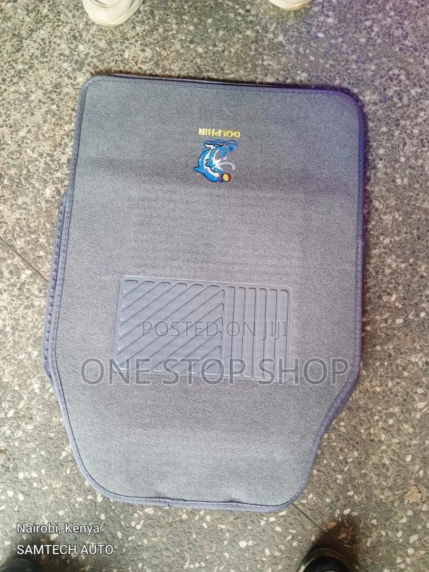 5 Seater Grey Fabric Woolen 5pc Carpet Floor Mats